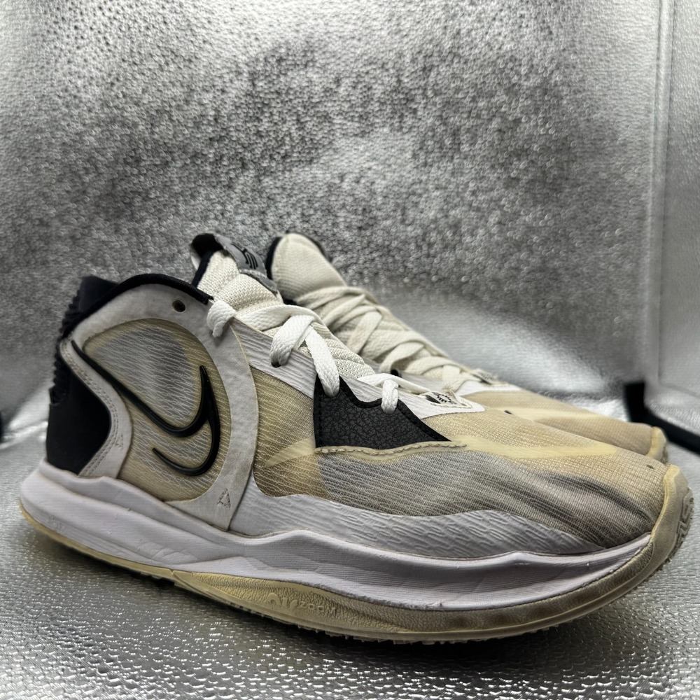 Size 9.5 Nike Kyrie 5 Low White Black Mens Basketball Sneaker Shoes DJ6012-102